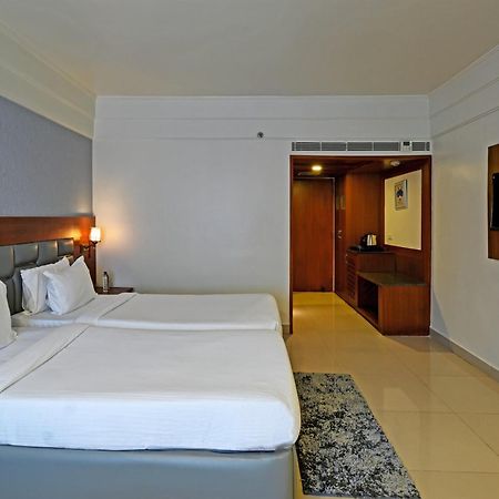 Palette Madhapur Hotell Hyderabad Eksteriør bilde