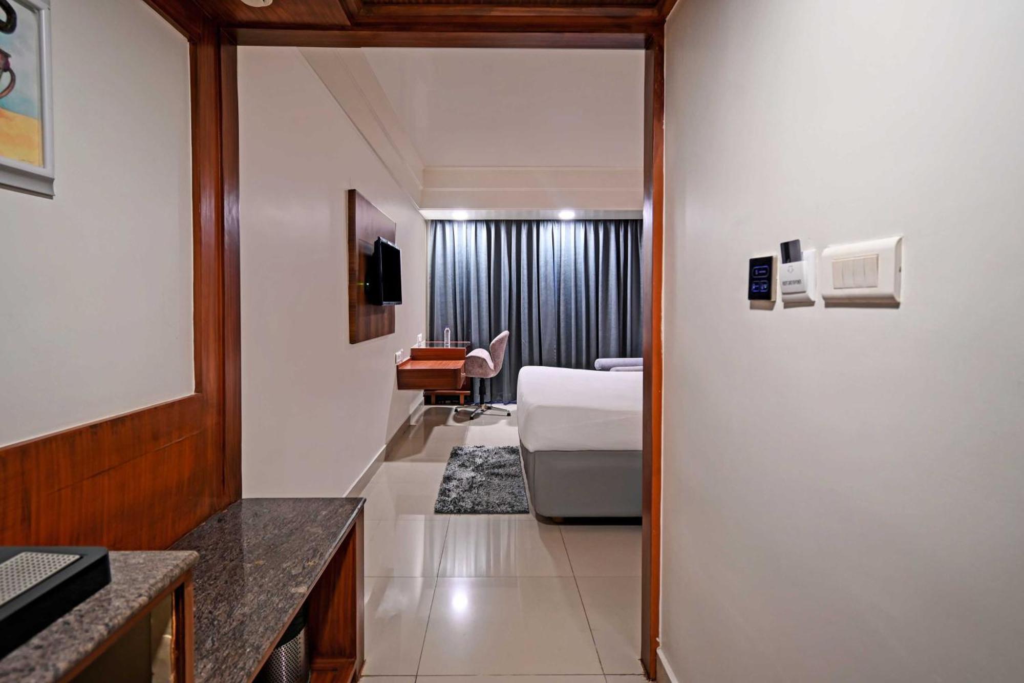 Palette Madhapur Hotell Hyderabad Eksteriør bilde
