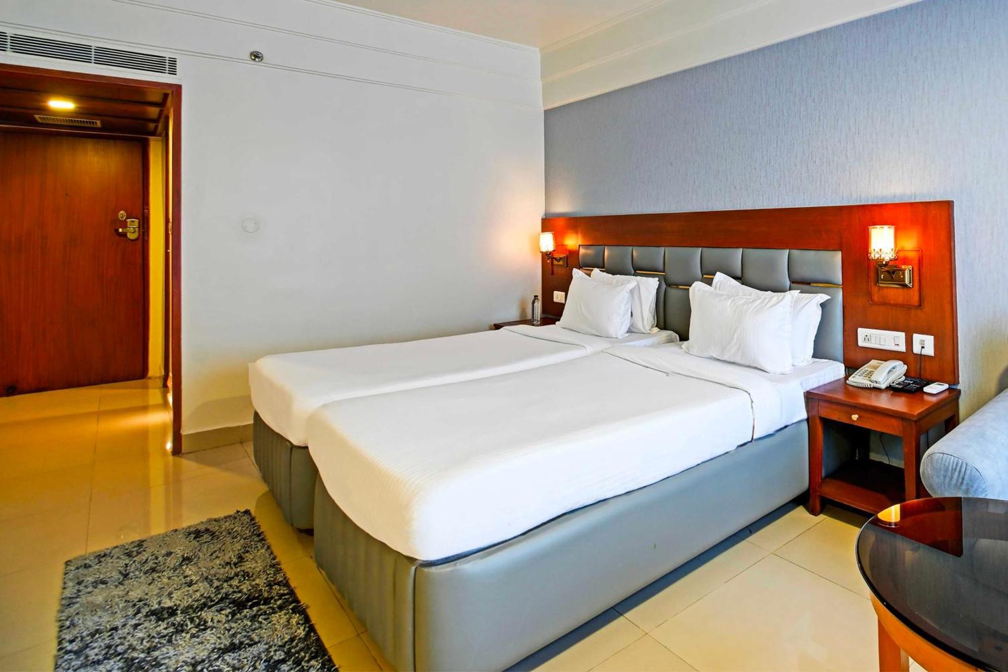 Palette Madhapur Hotell Hyderabad Eksteriør bilde
