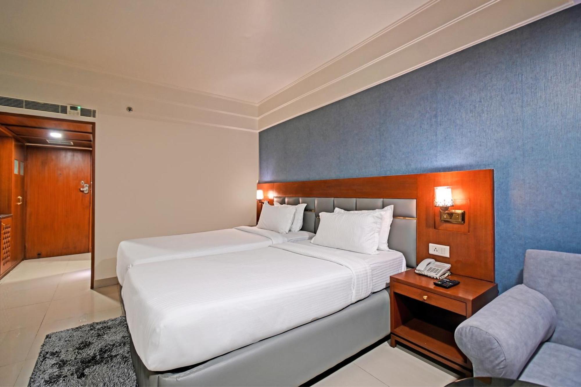 Palette Madhapur Hotell Hyderabad Eksteriør bilde